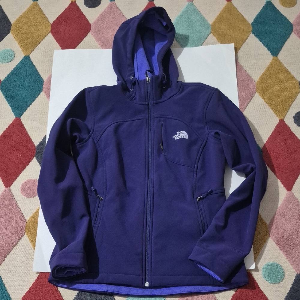 The North Face Women's Apex Bionic Hoodie.